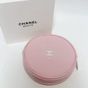 Chanel 粉色圓形化妝袋