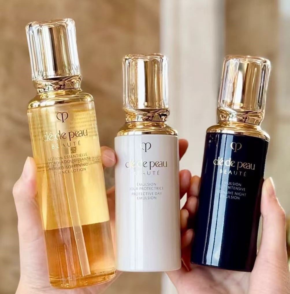 Cle de peau 水乳三件套
